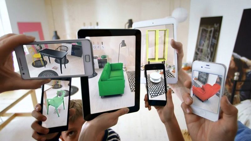 Nhờ công nghệ AR/VR khách hàng được tương tác trực tiếp với sản phẩm mà không cần đến cửa hàng